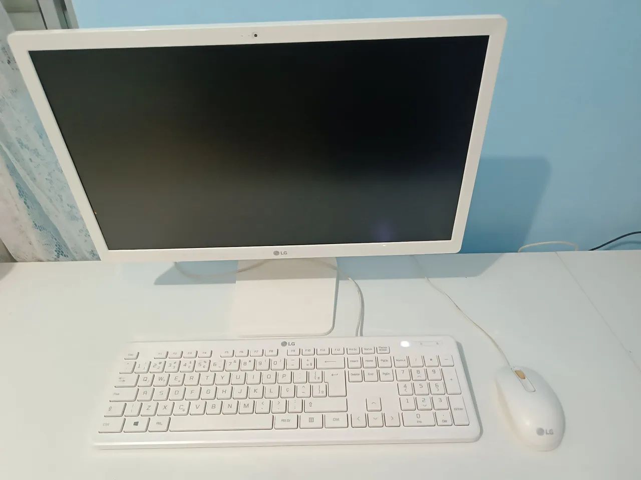 Computador LG All in One branco64842043578753121