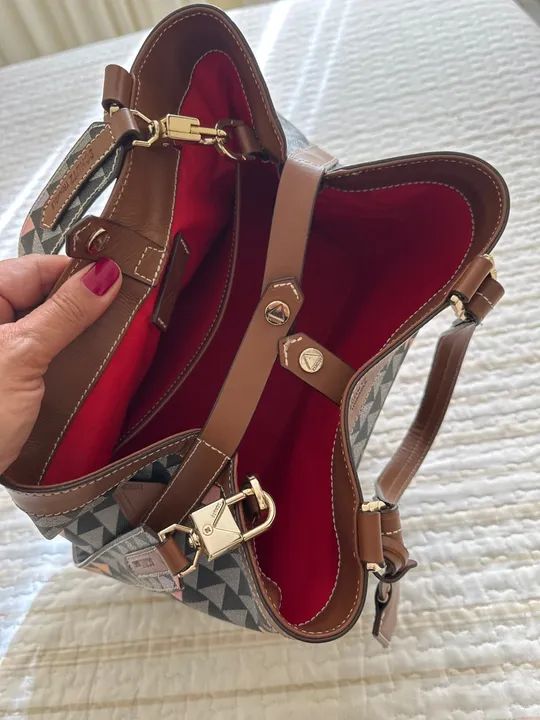 Bolsa de Ombro Triângulos SHUTZ - Foto 4