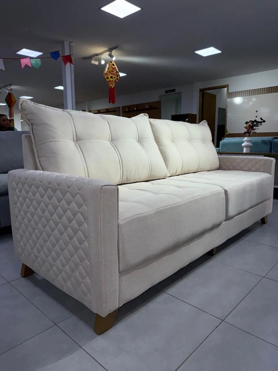 Sofá Fixo em Linho Espuma D33 Conforto e Elegância - Foto 2