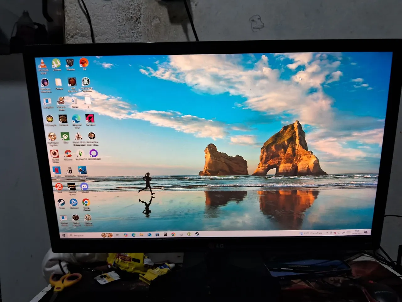 Monitor 24 polegadas usada em excelente estado