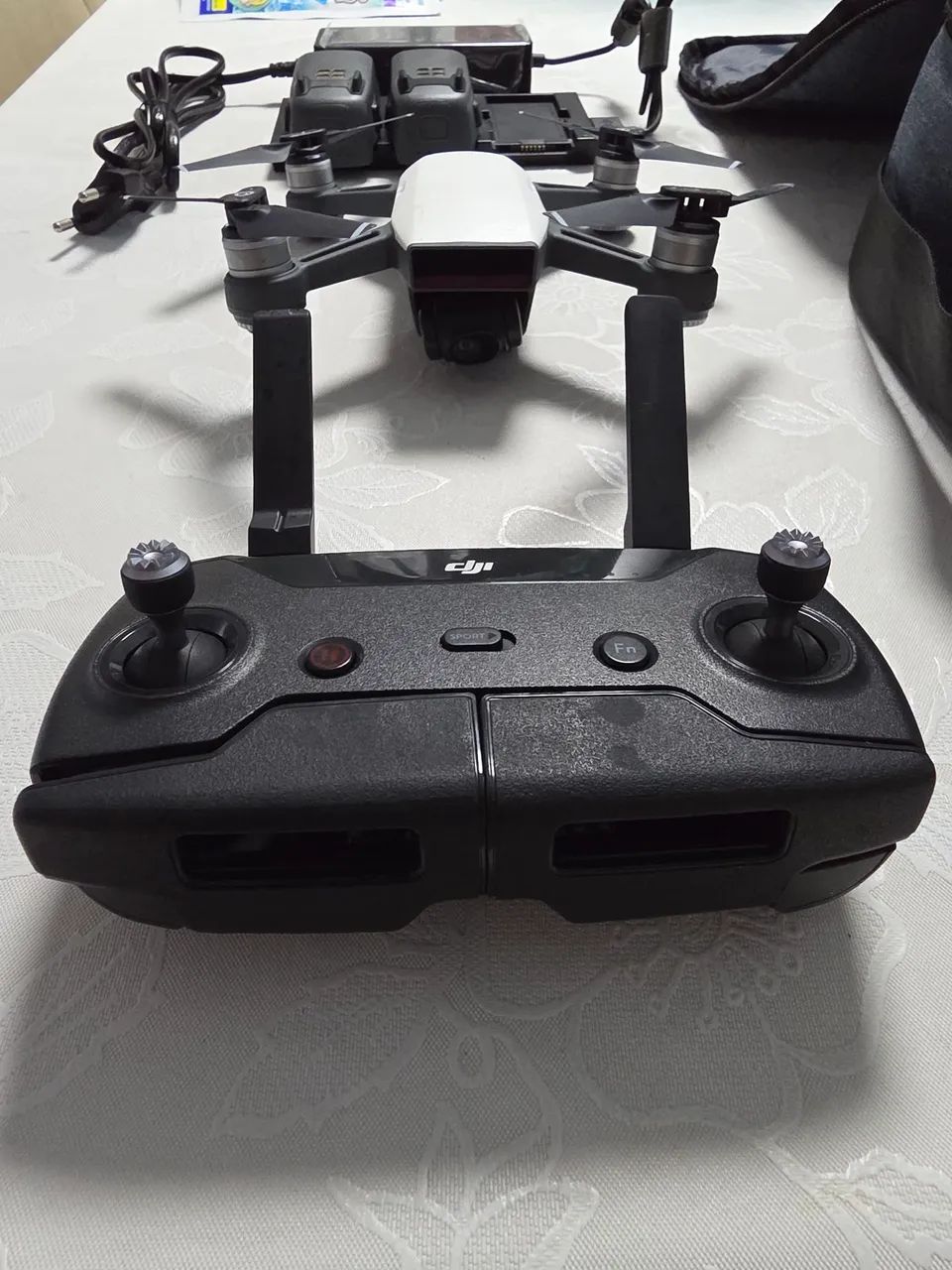 COMBO DJI SPARK FLY MORE - O GIGANTE COMPACTO (IMPECÁVEL + ACESSÓRIOS) - Foto 2