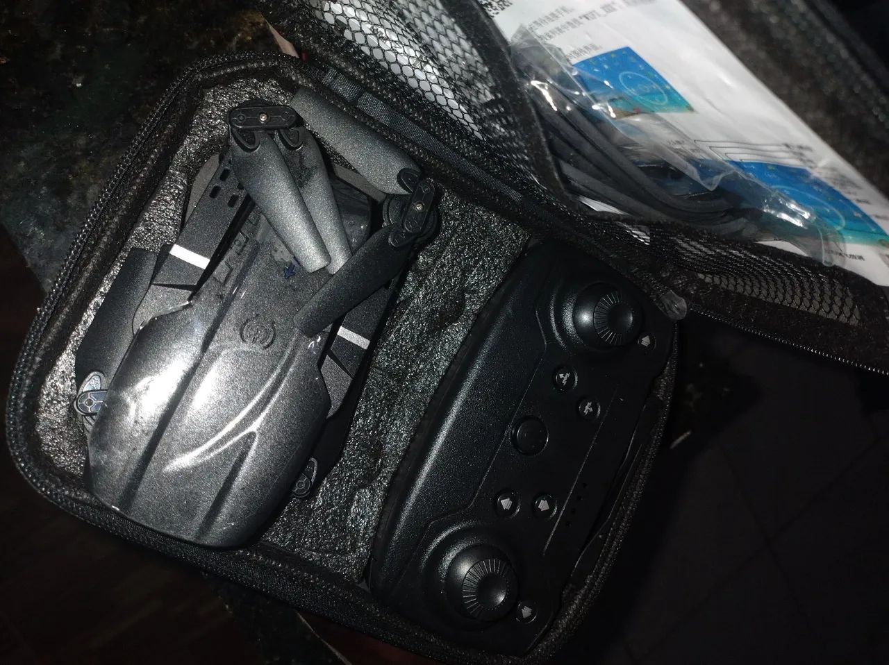 Drone E88 4K com Câmera Dual - Novo - Foto 2