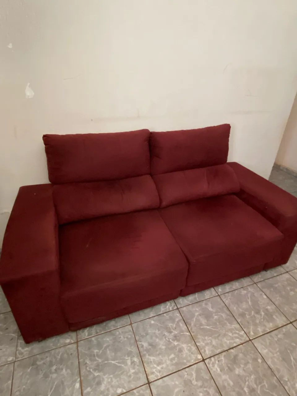 Sofá de dois lugares64166923045505122