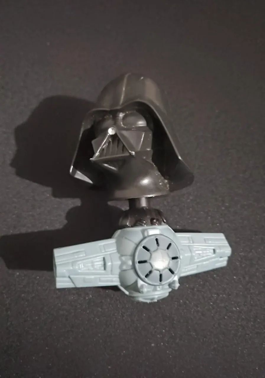 Star Wars McDonalds - Boneco Darth Vader