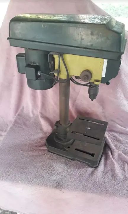 Furadeira De Bancada Ferrari 1/3cv Bivolt Mandril 13mm Usada - Foto 4