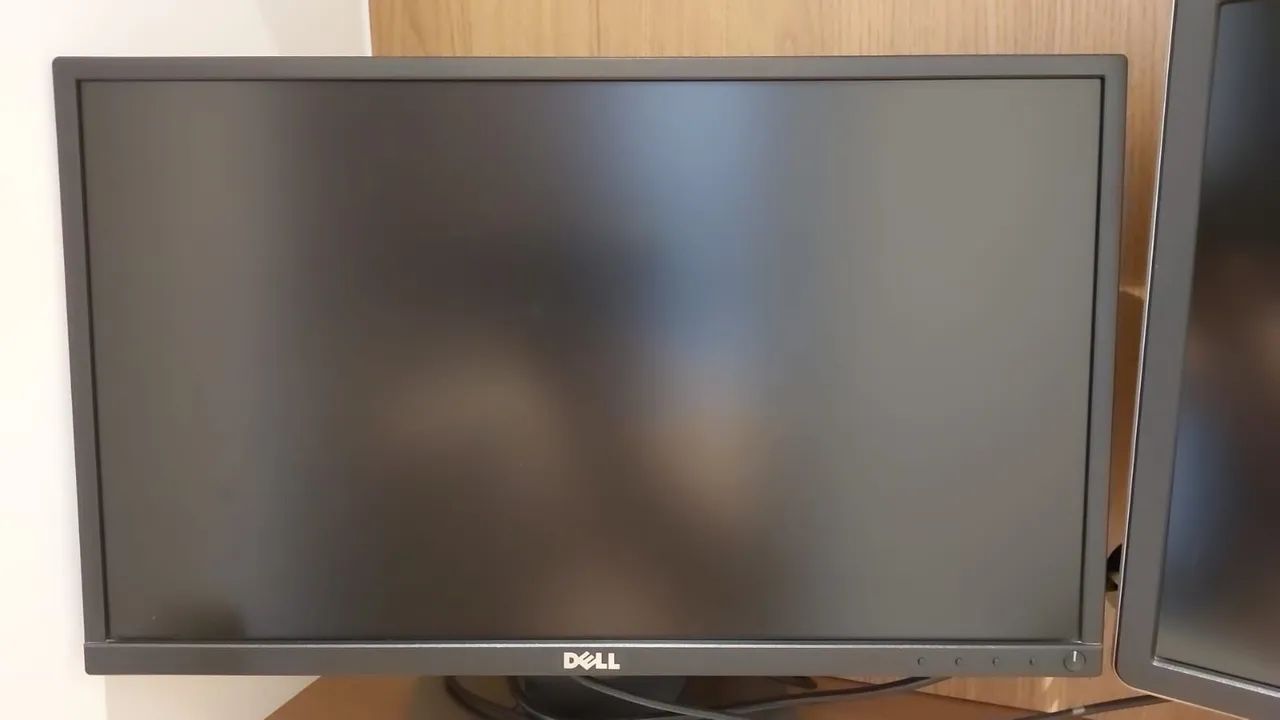 Monitor Dell - Tela grande e imagem impecável