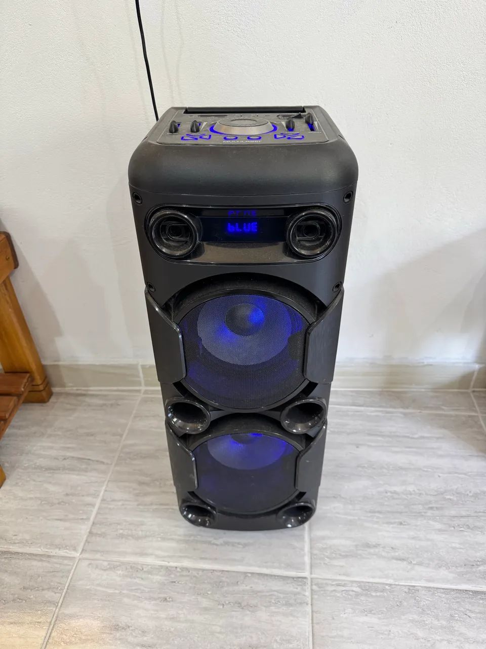 Caixa de Som Amplificada Multilaser Mini Torre SP380 com 900W RMS - Foto 2