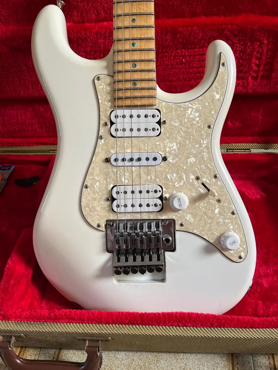 Guitarra Tagima E2 Edu Ardanuy 