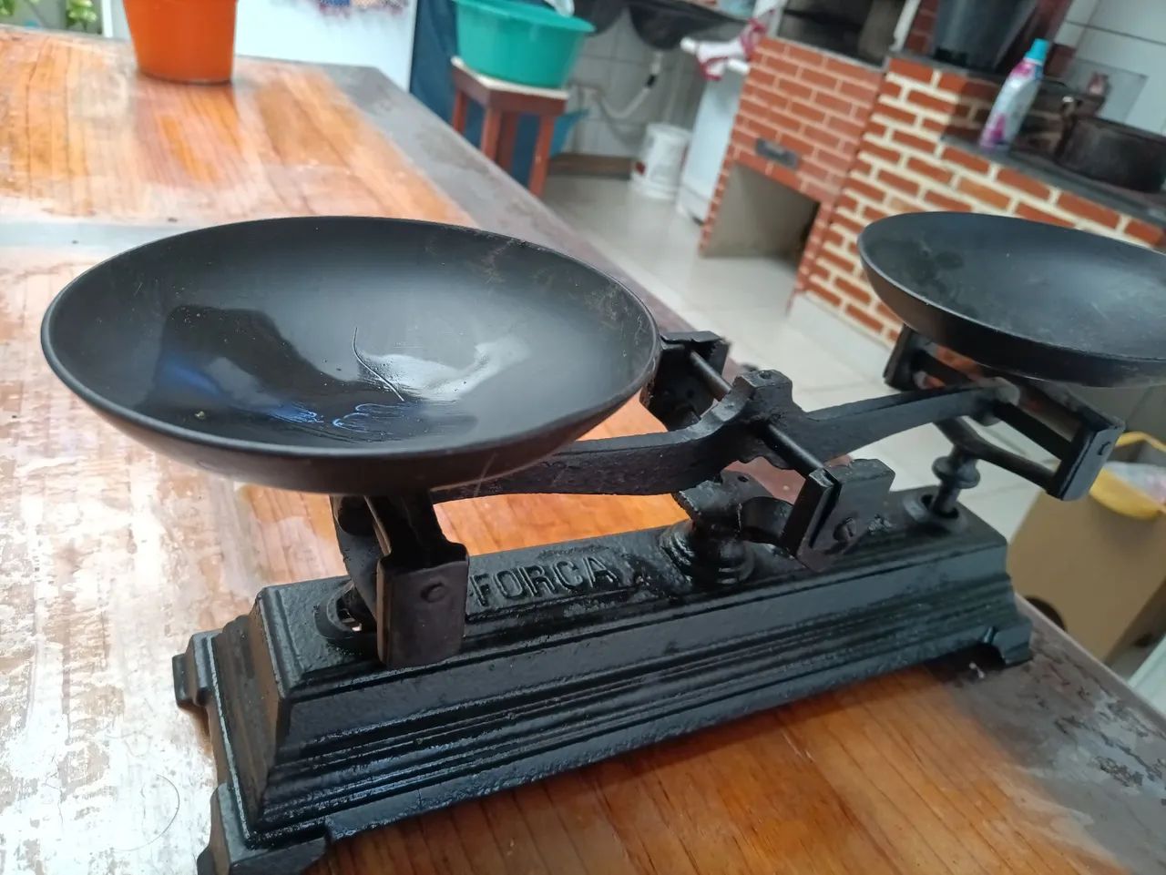Vendo uma balança 