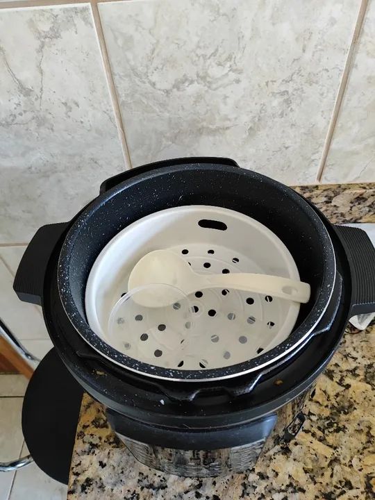 Panela de Pressão Elétrica Midea multifunçao 6 Litros - Foto 3