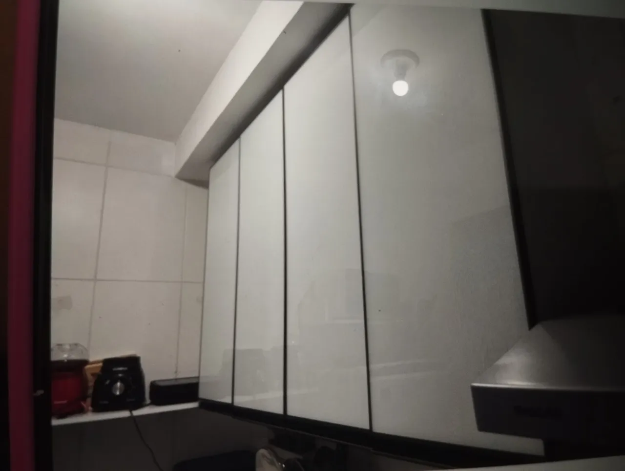 Armário de Cozinha Moderno e Elegante