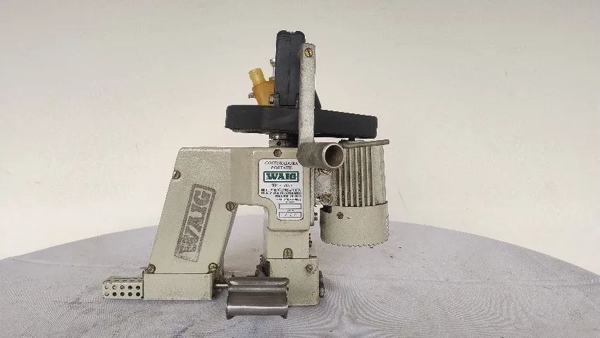 Costuradora Portátil para sacarias marca WAIG modelo WP 2003 - Foto 5
