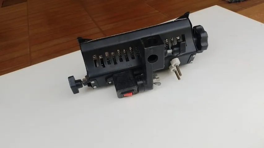 Refletor Profissional 500W- lâmpada halogena-  Luz Quente - fotografia- filmagem - Foto 3