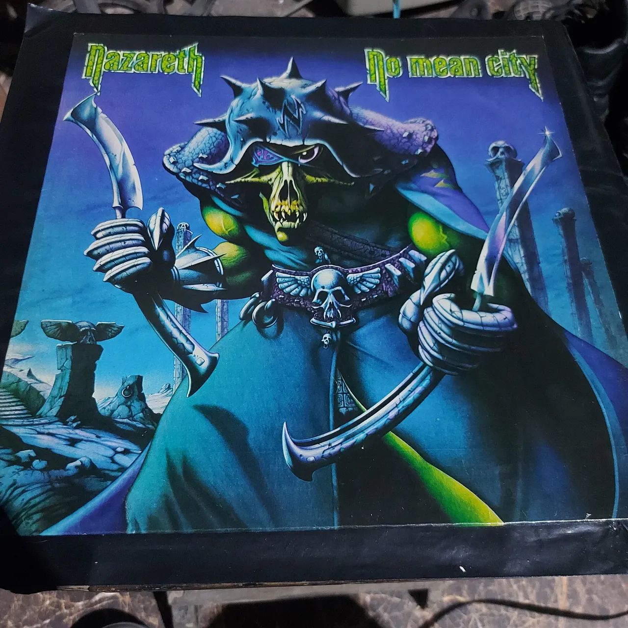 LP Nazareth - No Mean City ,1° press vertigo excelente 