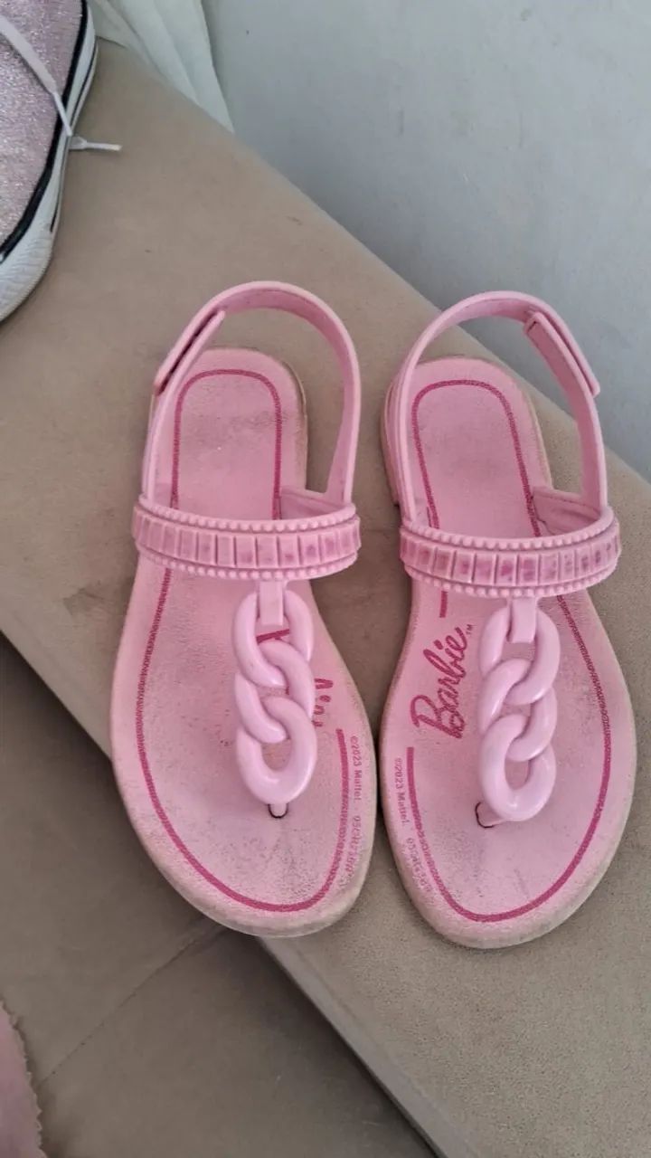 Allstar rosa tamanho 31- compre e ganhe uma sandália da barbie de brinde - Foto 2