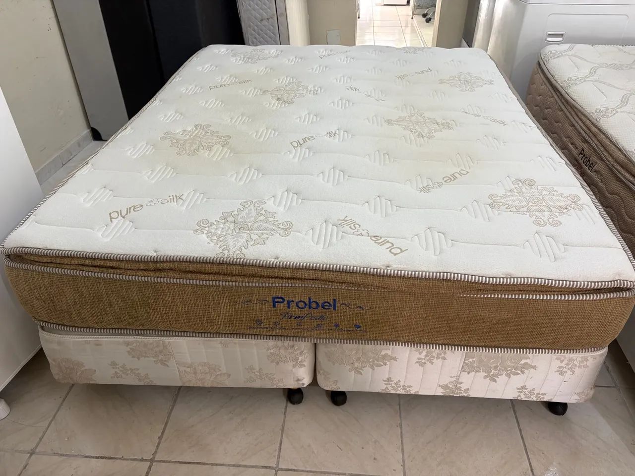 Cama box de casal Queen , cama Queen  - Foto 2