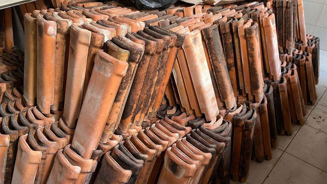 Telhas Plan usadas 2 milheiros 64520802519554120