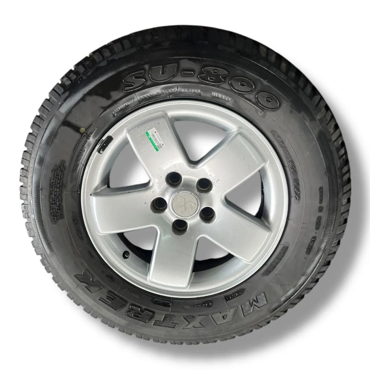 Jogo roda aro 16 com pneu 235 70 Mitsubishi pajero tr4  - Foto 4