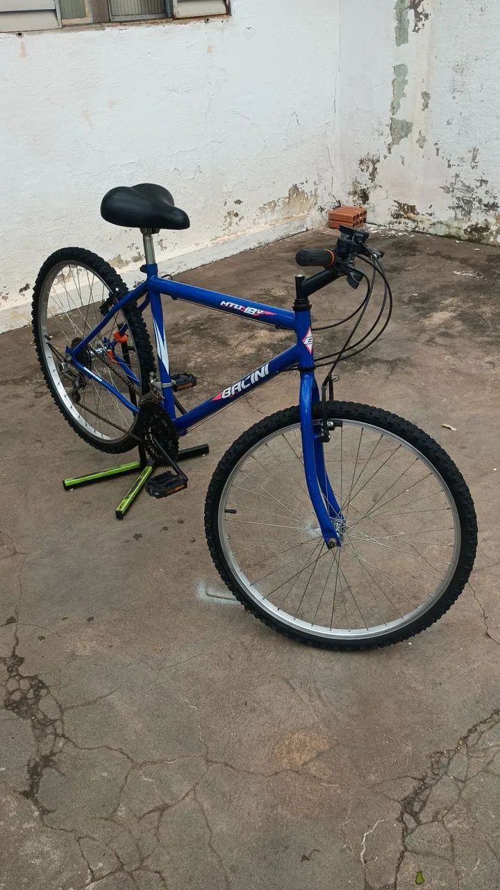 Bicicleta Mountain Bike