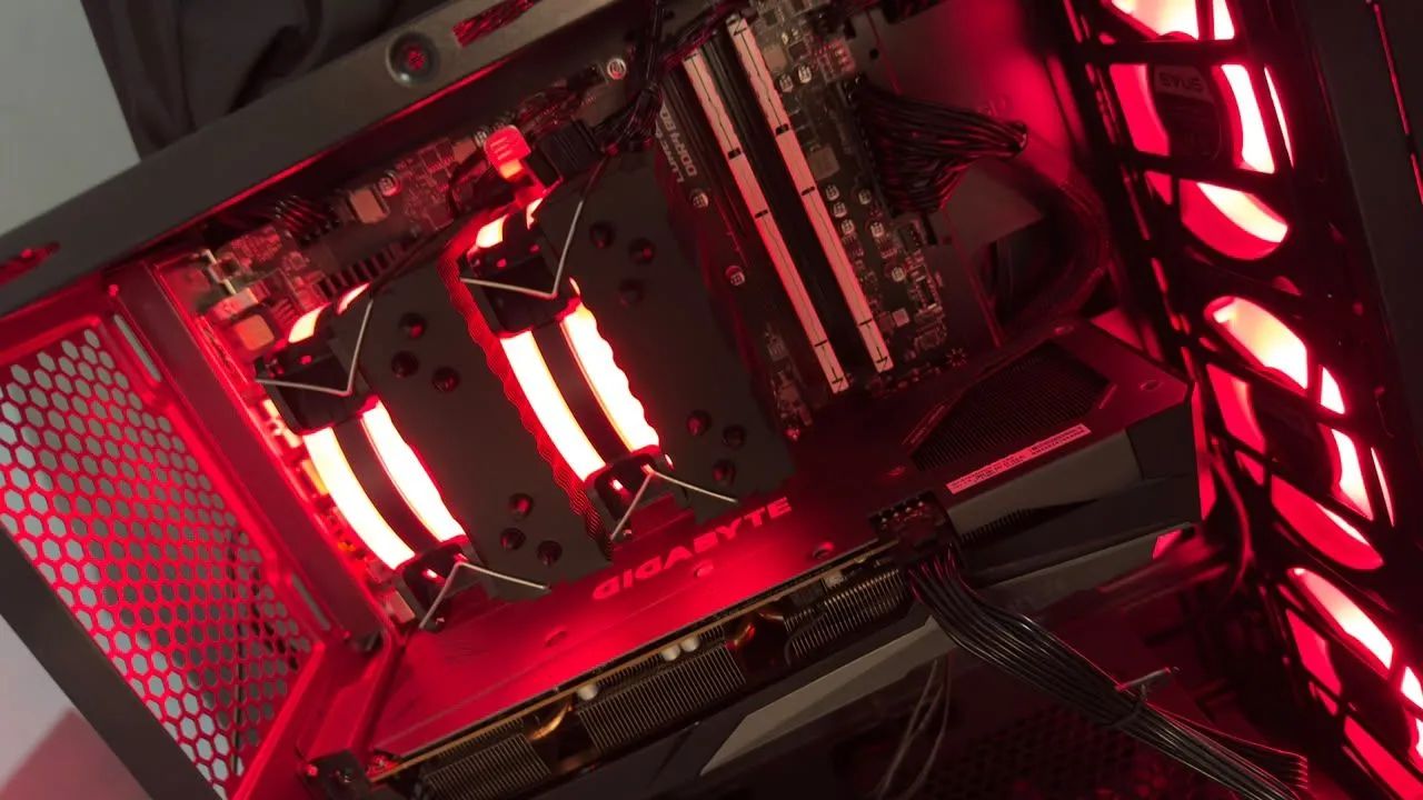 Pc Gamer Com Placa Radeon Rx 7600 E Ryzen 5 5500 / Argb
