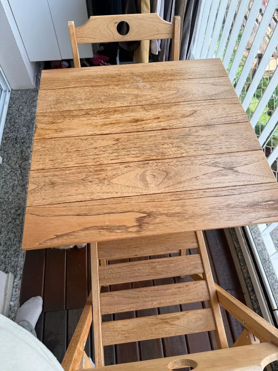 Mesa e cadeiras de madeira, estilo boteco - Foto 2