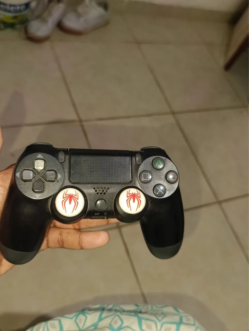 ? PS4 PRO 1TB
