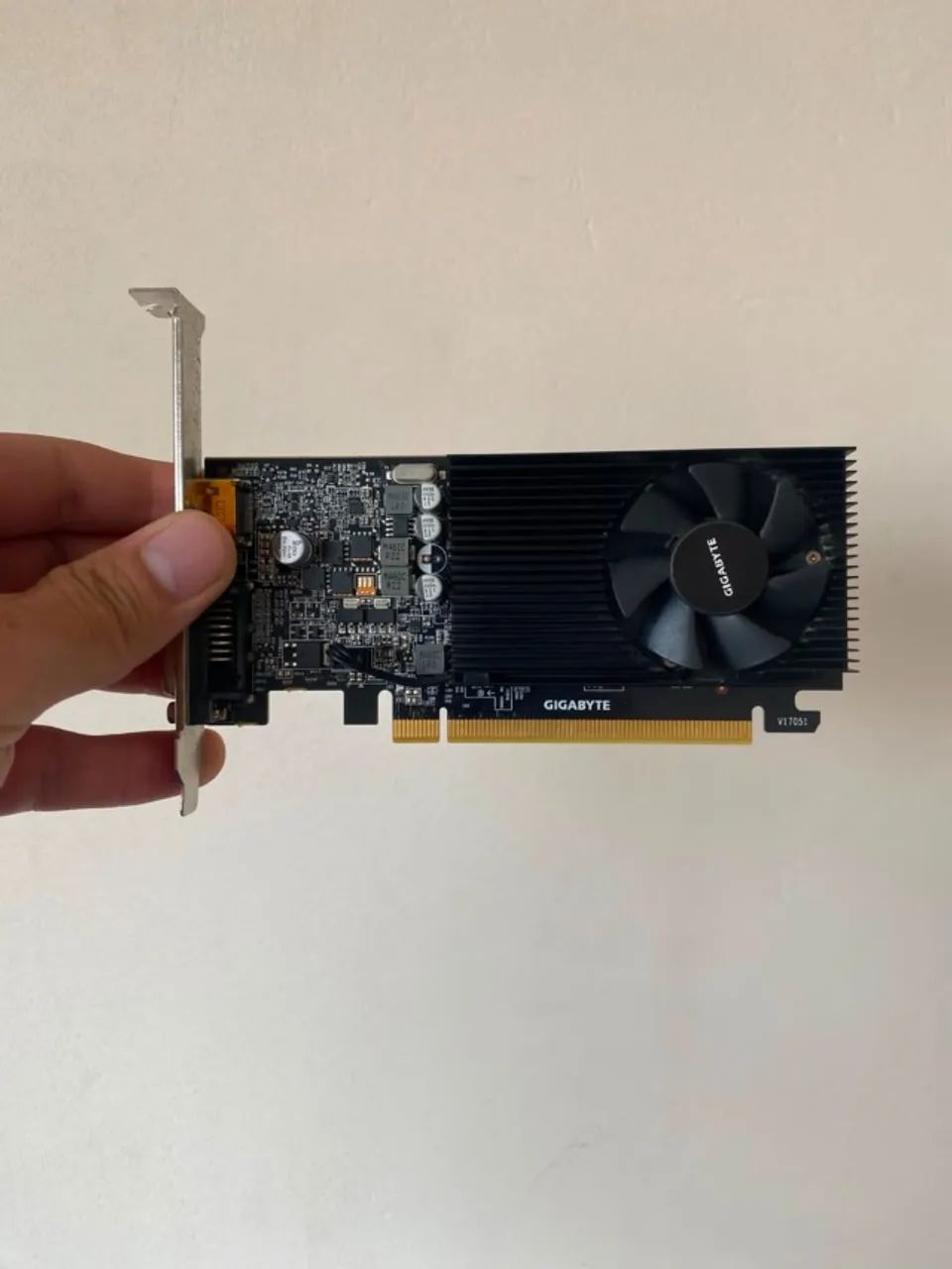 GT 1030 Gigabyte GDDR5 2GB - Excelente Estado - Foto 3