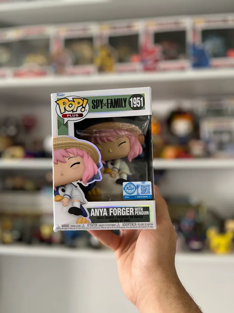 Funko Pop! Anya Forger with Penguin #1951 [ BOX DAMAGE ]