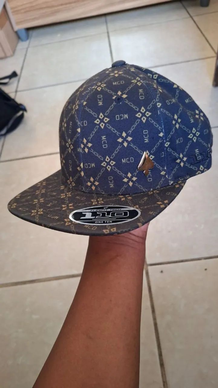 VENDO O BONÉ MCD ORIGINAL com o plástico do fitão - Foto 4