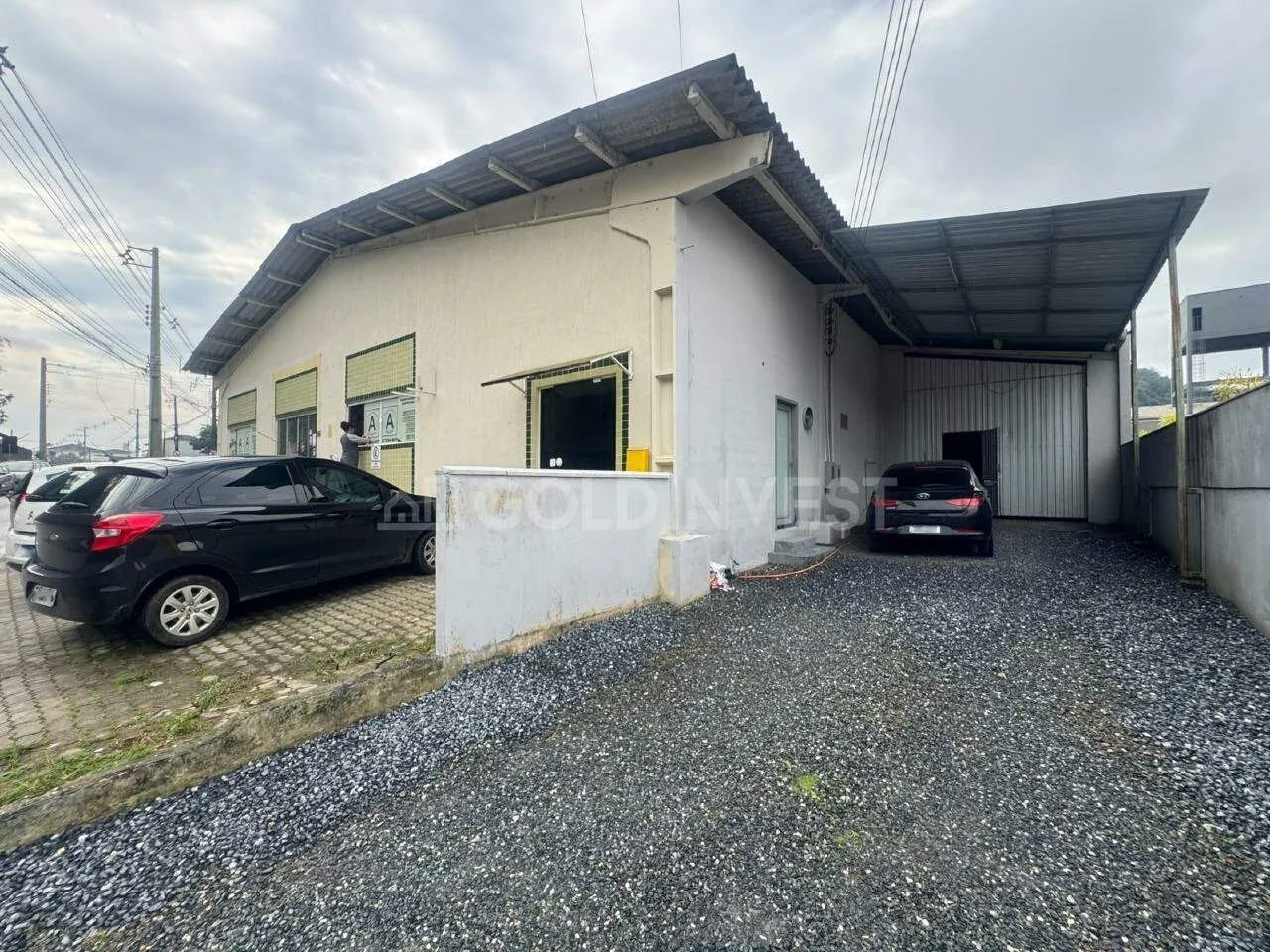 Galpão com 770m² no bairro Nova Brasília!!!