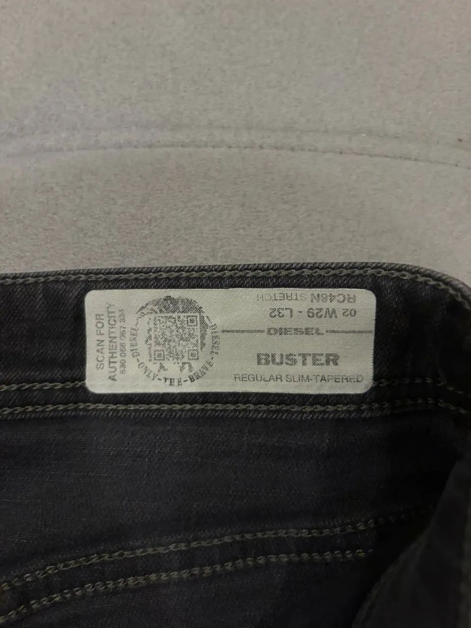 Calça jeans diesel buster w29 - Foto 3