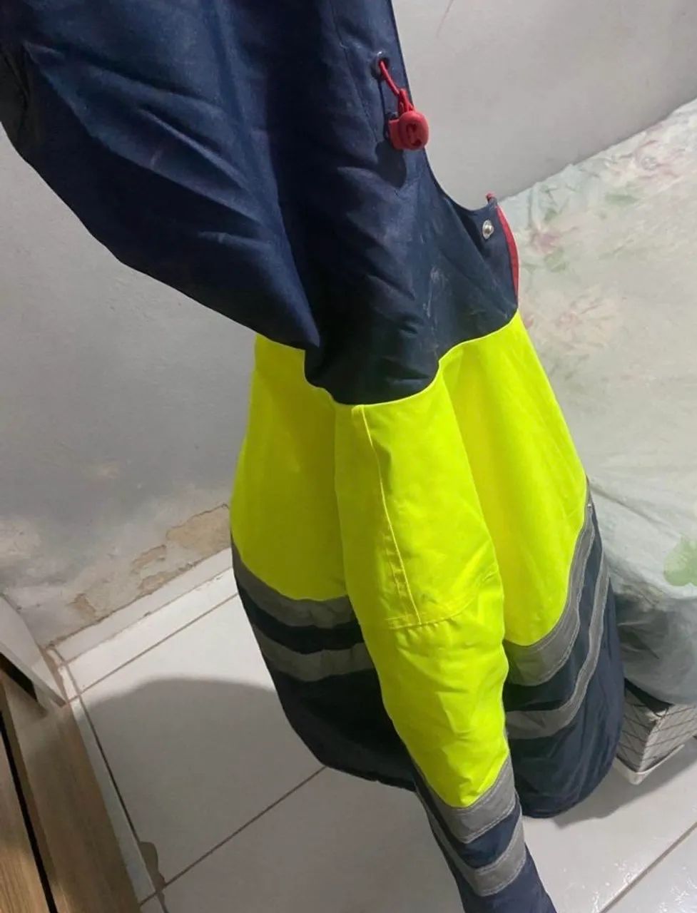 Casaco Corta Vento Impermeável - Foto 2