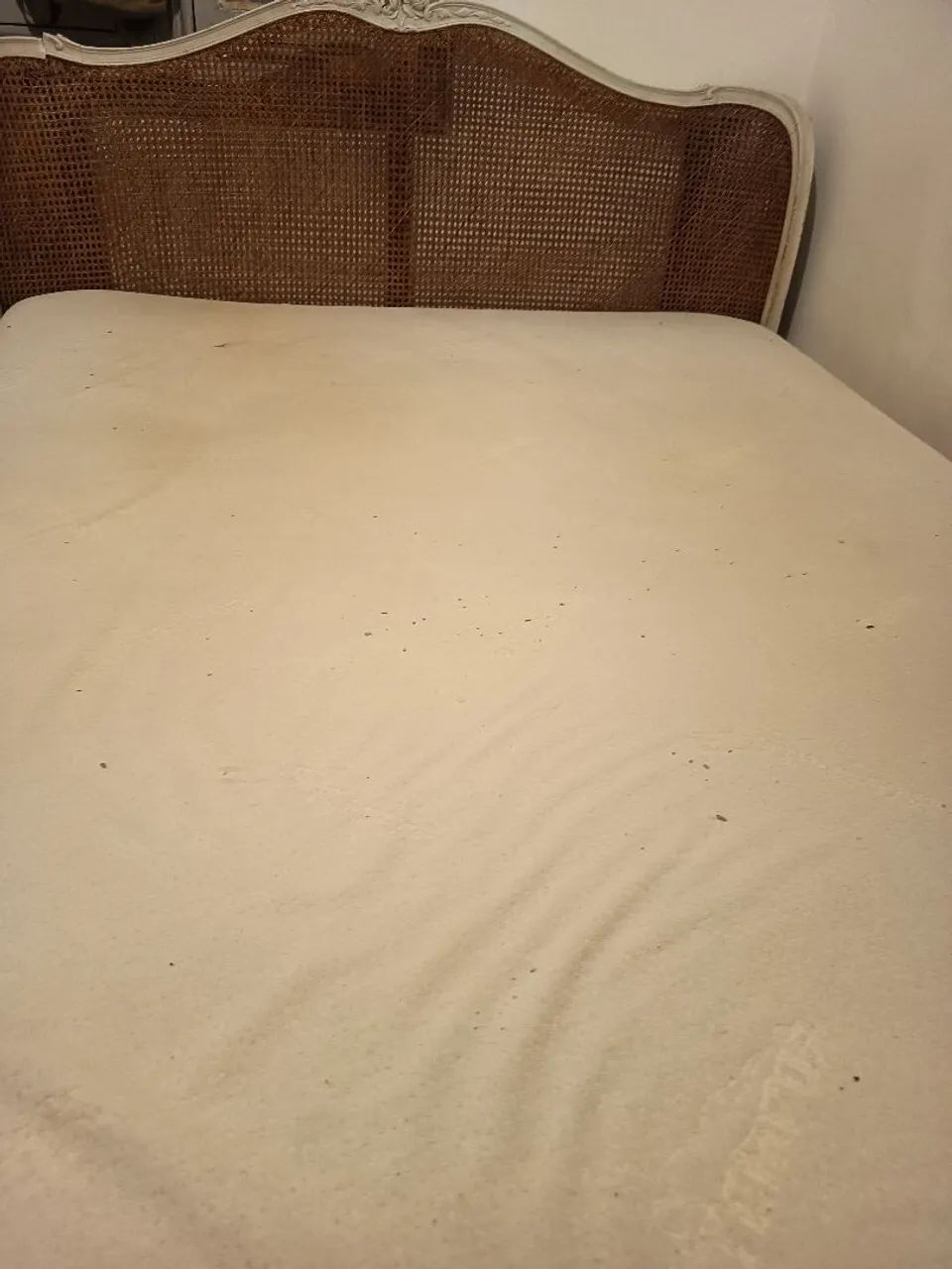 Cama rústica de casal 