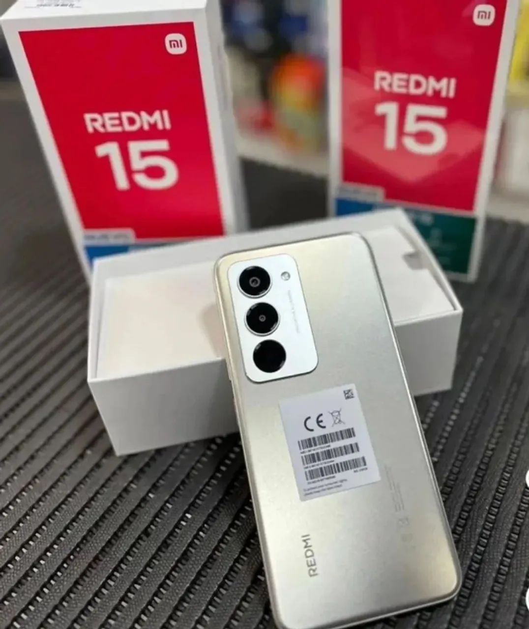 ロミロミ様 CELULAR REDMI 15 6RAM 128GB NOVO LACRADO. - Celulares e
