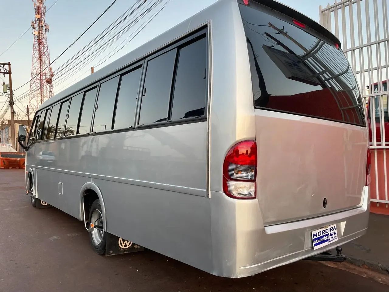 MICROÔNIBUS VOLARE  - Foto 4