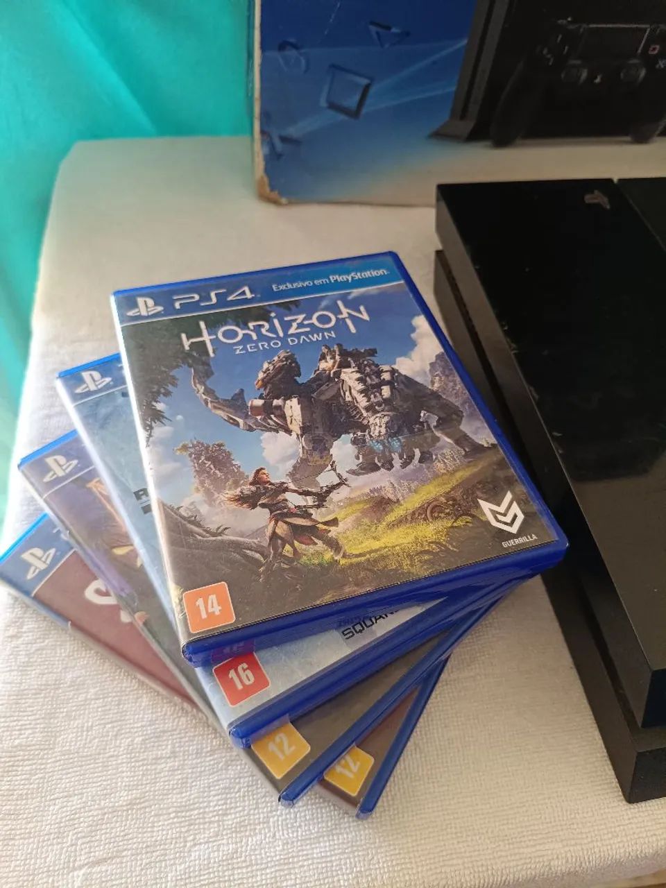 PlayStation 4 + 2 Controles+ 6 jogos  - Foto 3