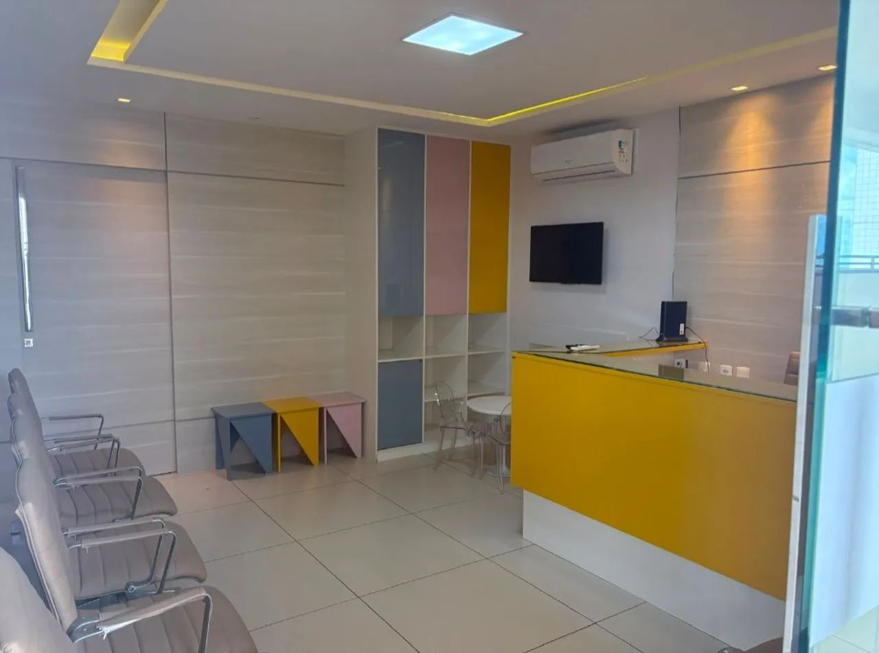 SALA COMERCIAL WEST CLINICAL 