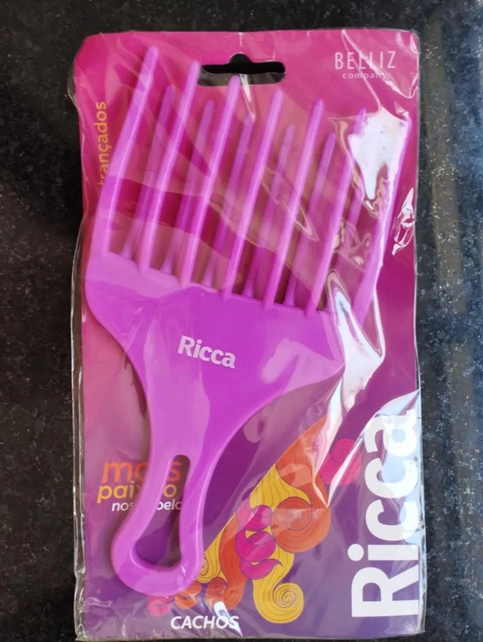 Pentes e toucas para cachos e mechas