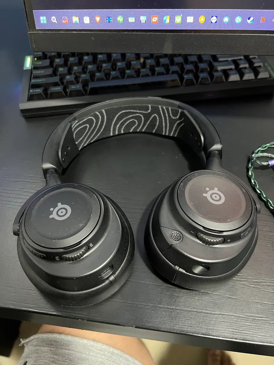 Steelseries Arctis Nova 7X