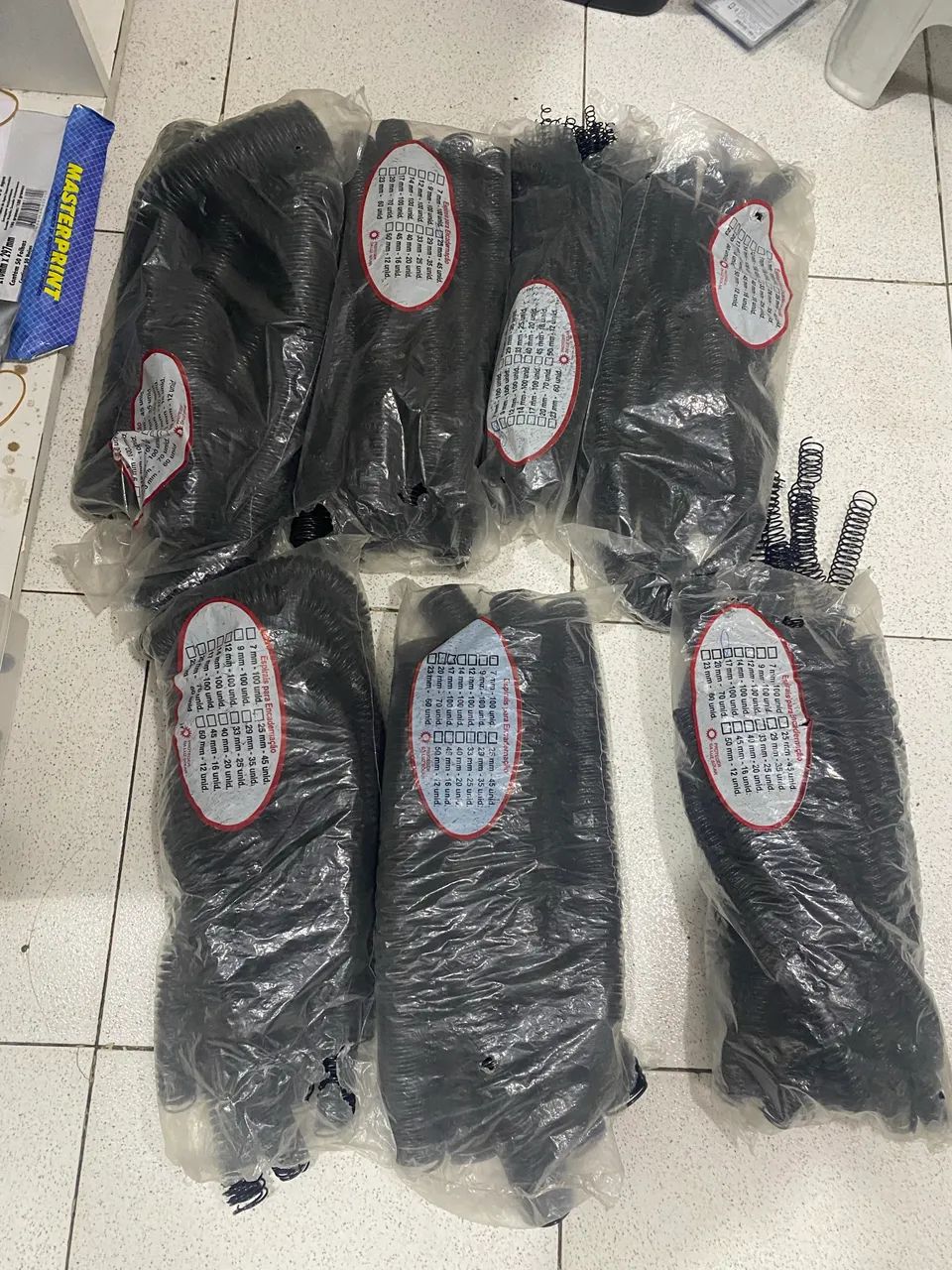 Encadernadora Ecentrix + material para encadernação 427577417412136963