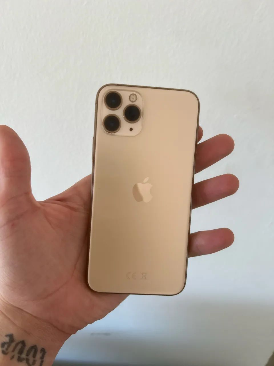iPhone 11 Pro 256gb - Foto 2