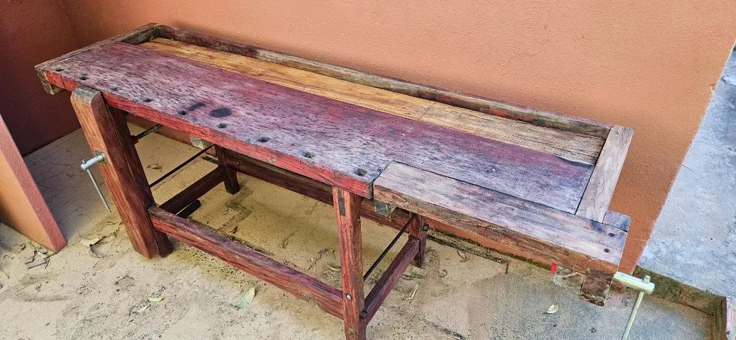Bancada de marceneiro antiga restaurada - Cabreúva e Peroba - 2,30 m - Foto 2