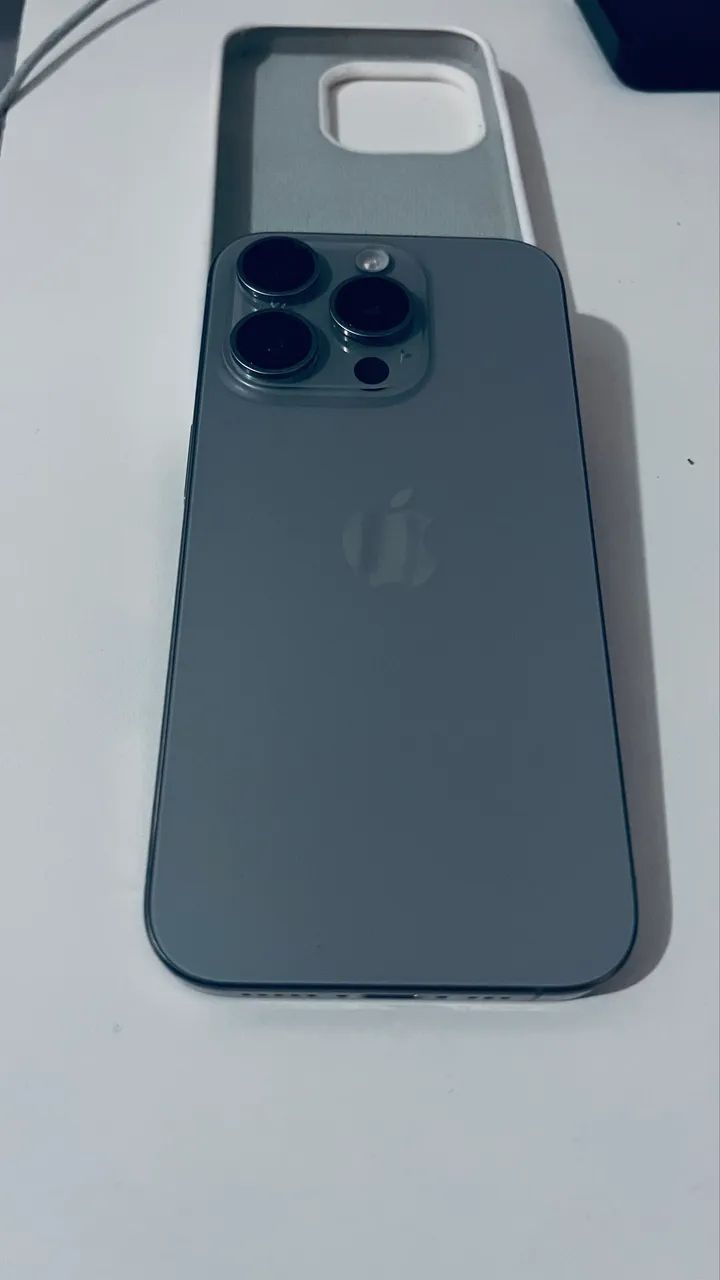 iPhone 15 Pro 
