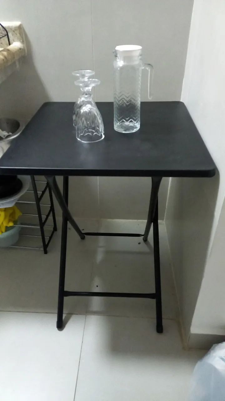 Mesa de aço , preta linda !
