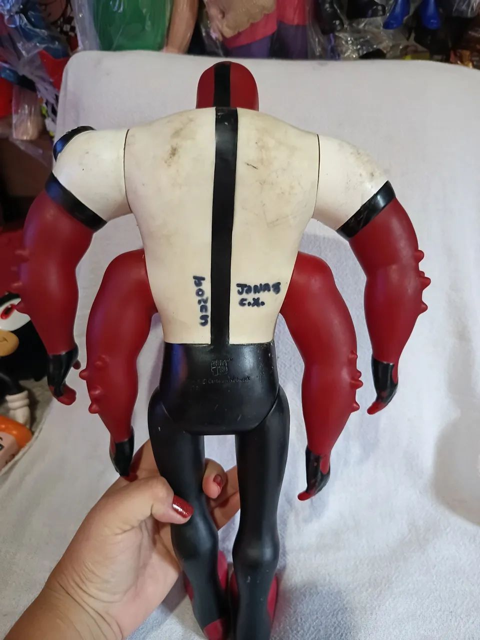 Boneco Ben 10 quatro braços  - Foto 2