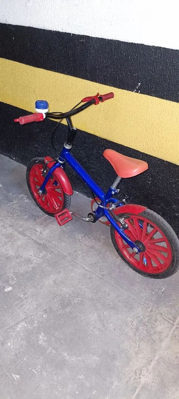 Bicicleta infantil Homem Aranha - Foto 2