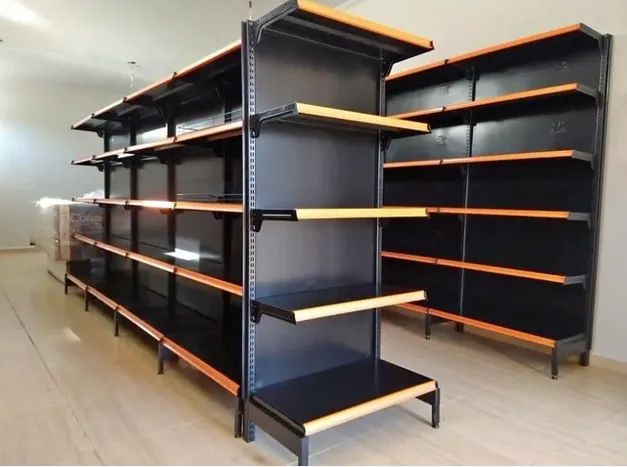 GÔNDOLAS COR PRETO - MENOS DA METADE DO PREÇO - OPORTUNIDADE - Foto 2