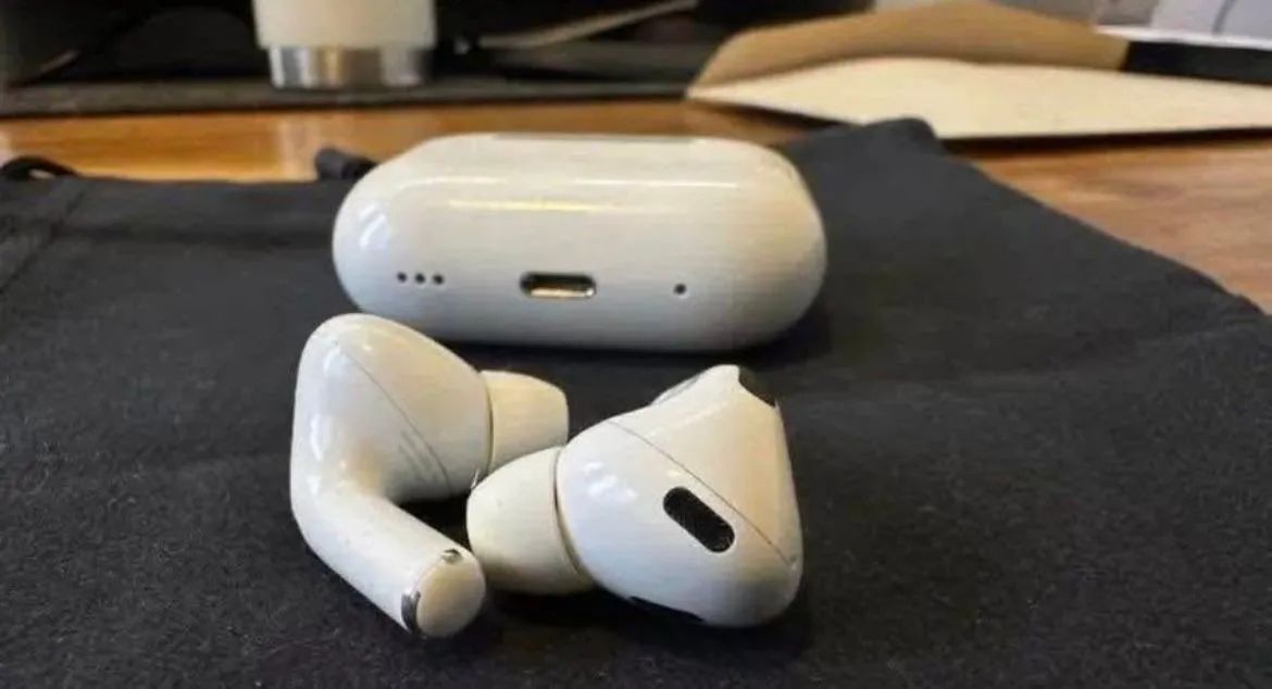 AirPods Pro 2  - Foto 3