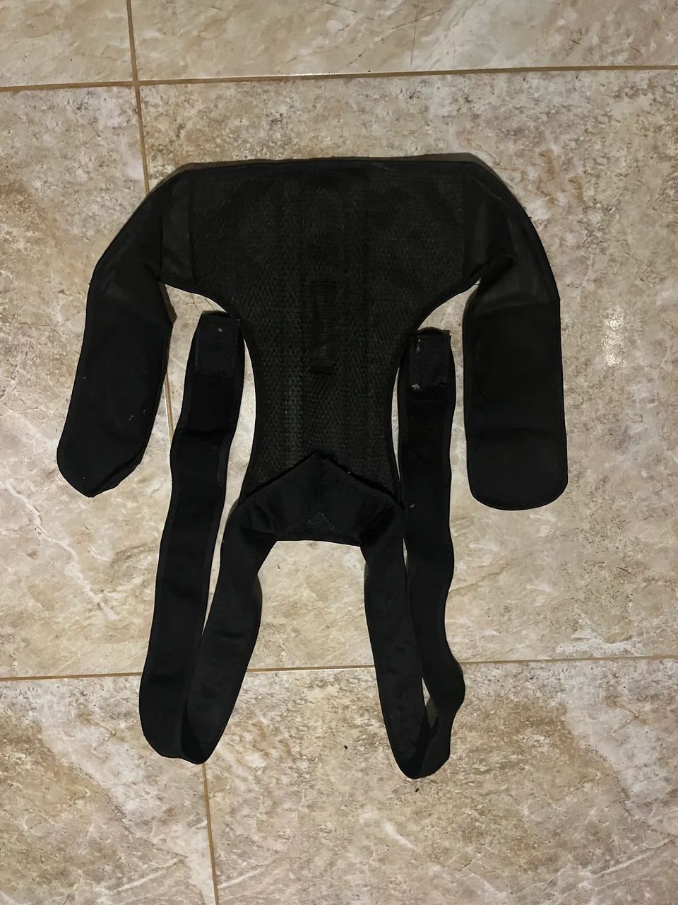 Corretor de coluna - Foto 2
