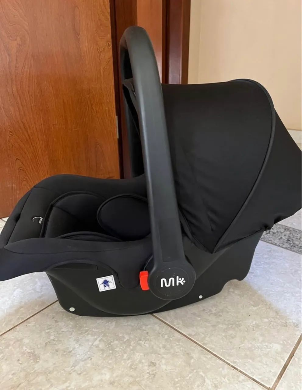 Vende-se bebê conforto! 